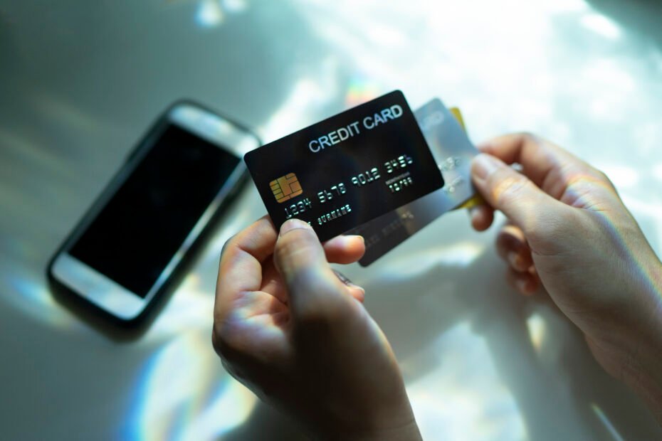 'Gray Charges' May Be Sneaking Onto Your Credit Card. How to Fight Back - CNET Money