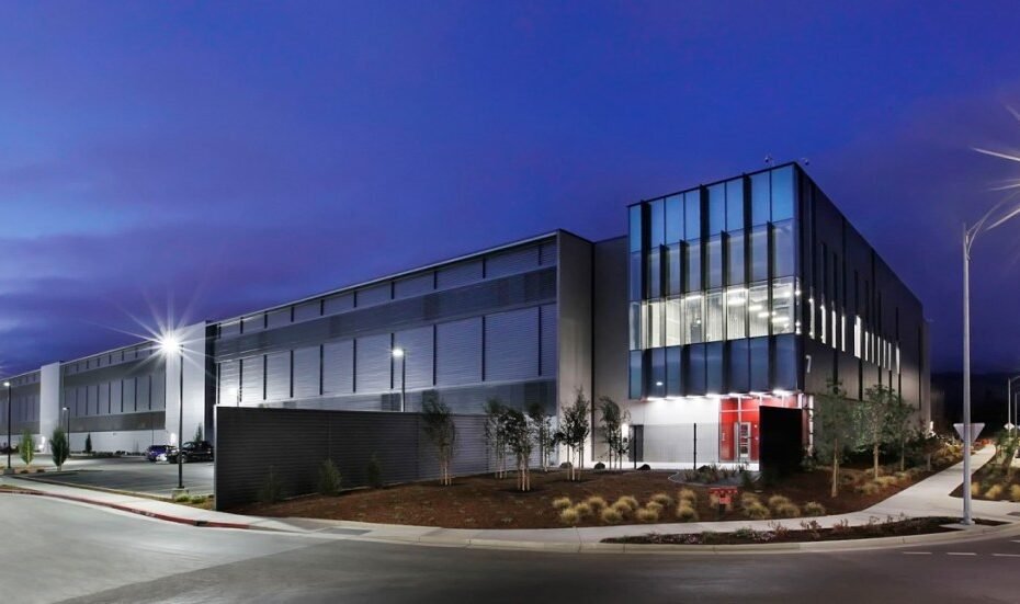 Equinix raises $15B in new capital to invest in xScale data centers to meet AI demand